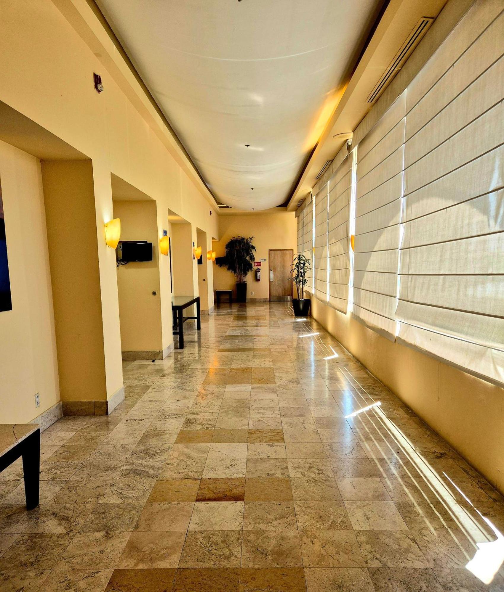 Fiesta Inn Nogales Nogales  Eksteriør billede